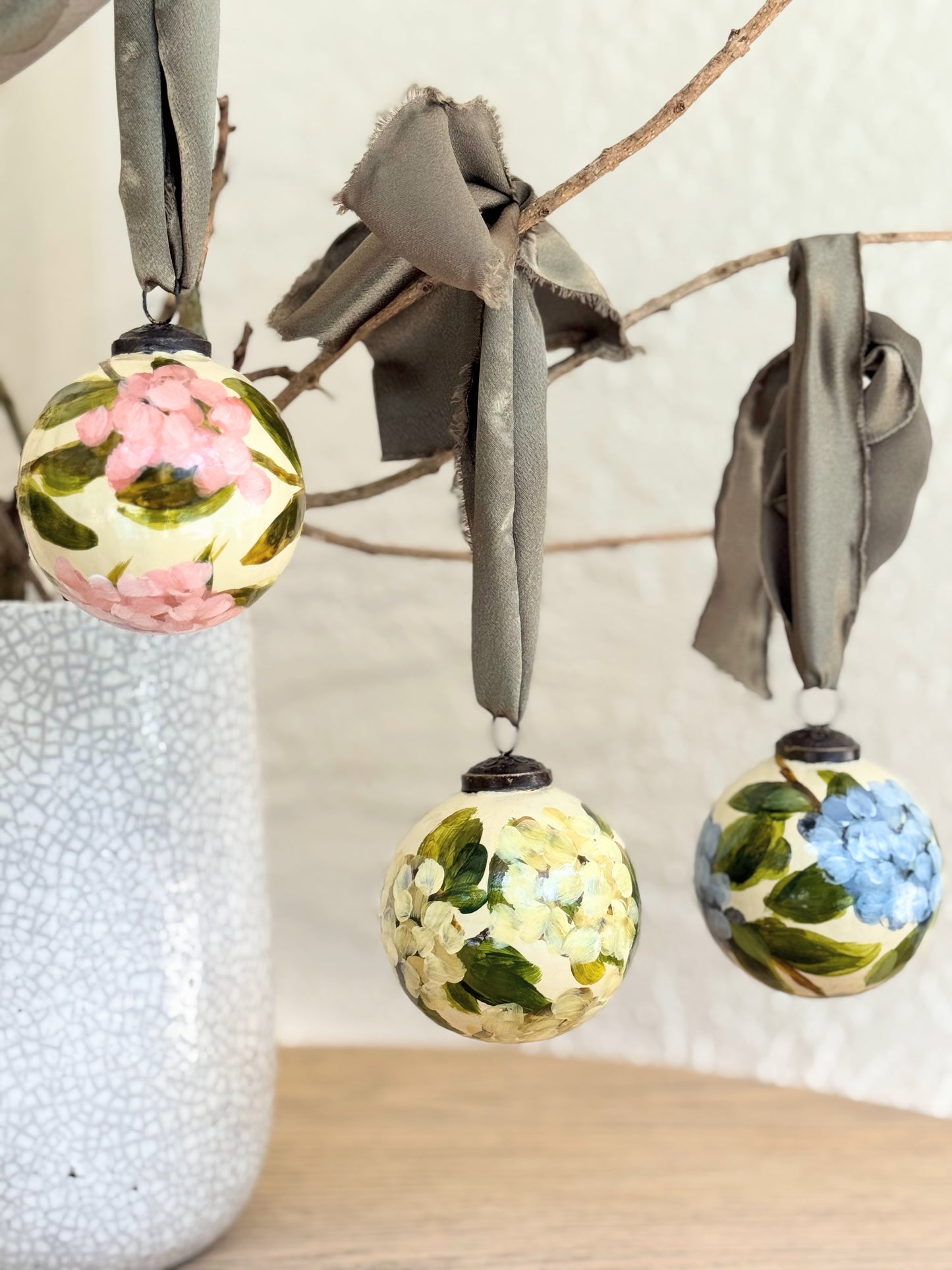 hydrangea ornament ~ pink/cream
