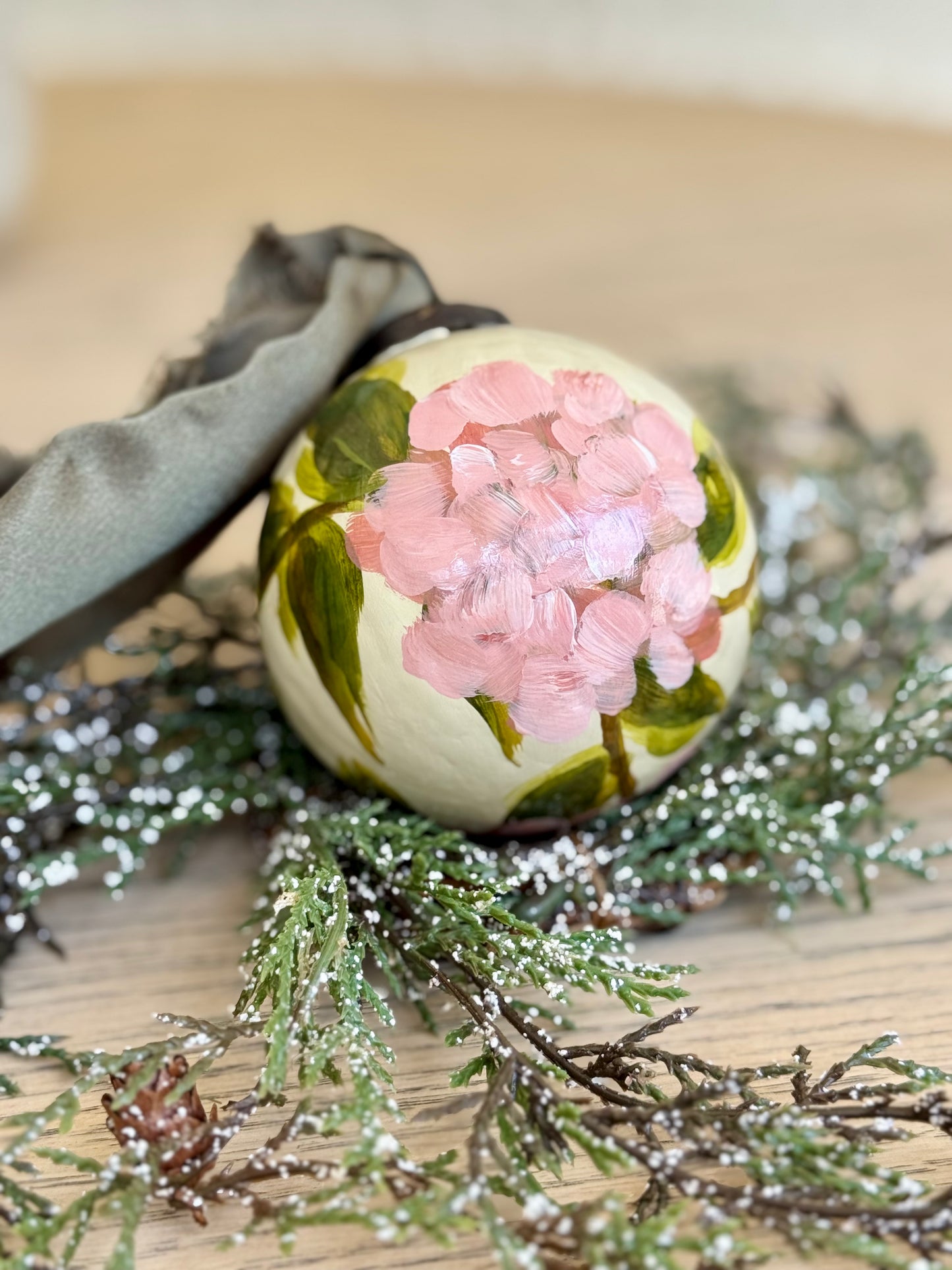 hydrangea ornament ~ pink/cream