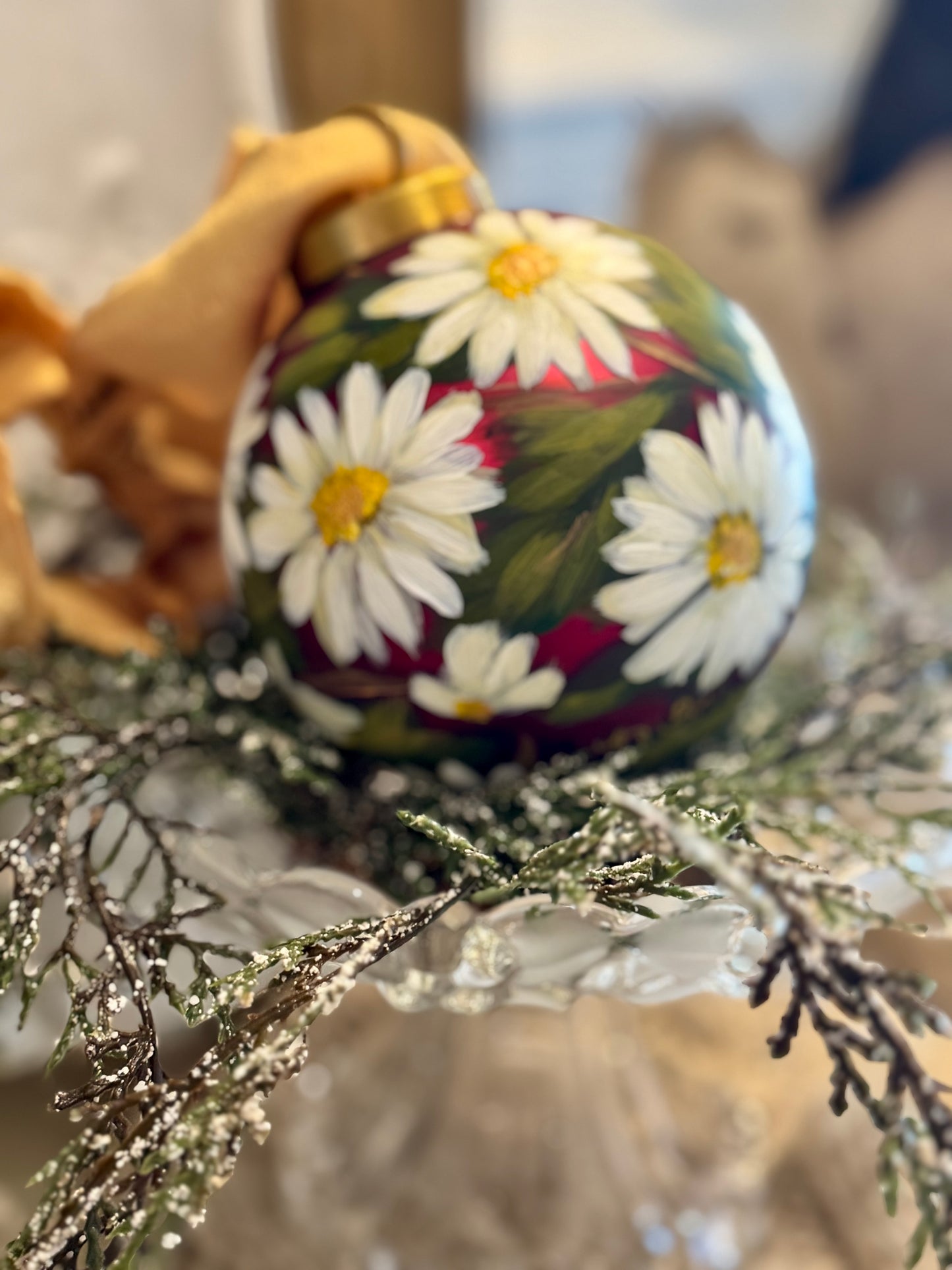 White Daisy Ornament