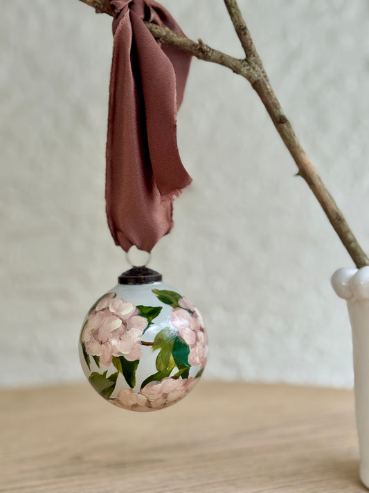 hydrangea ornament ~ pink/gray